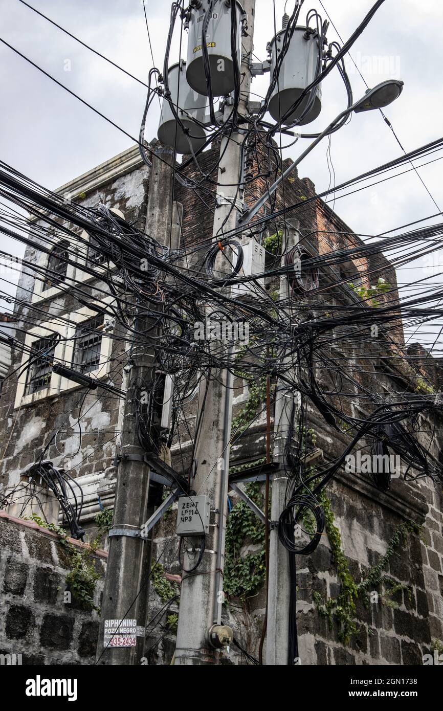 Stromleitungen in der Altstadt von Intramuros, Manila, National Capital Region, Philippinen, Asien Stockfoto