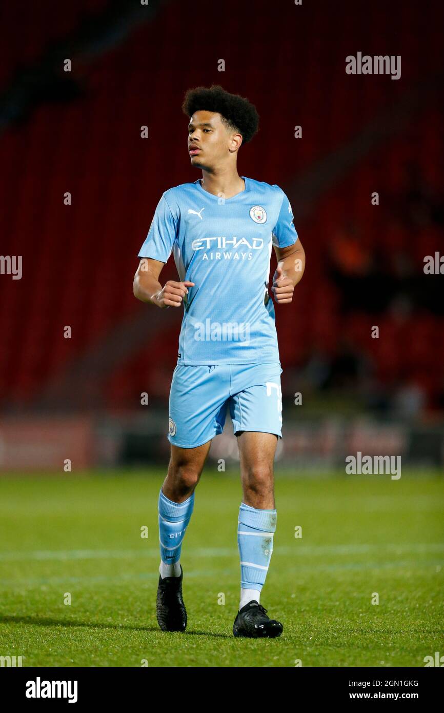 Doncaster, Großbritannien. September 2021. Jadel Katongo #70 der Manchester City U21 's in Doncaster, Vereinigtes Königreich am 9/21/2021. (Foto von Ben Early/News Images/Sipa USA) Quelle: SIPA USA/Alamy Live News Stockfoto