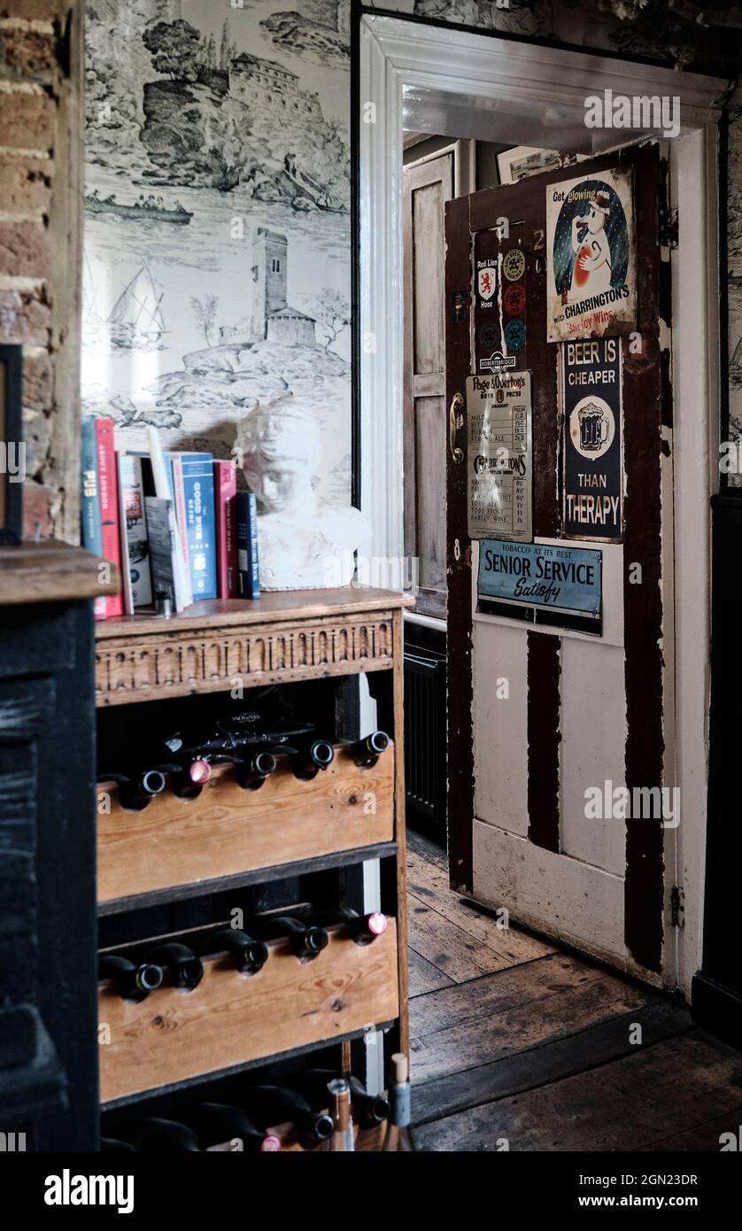 British Country Pub, East Sussex, Großbritannien Stockfoto