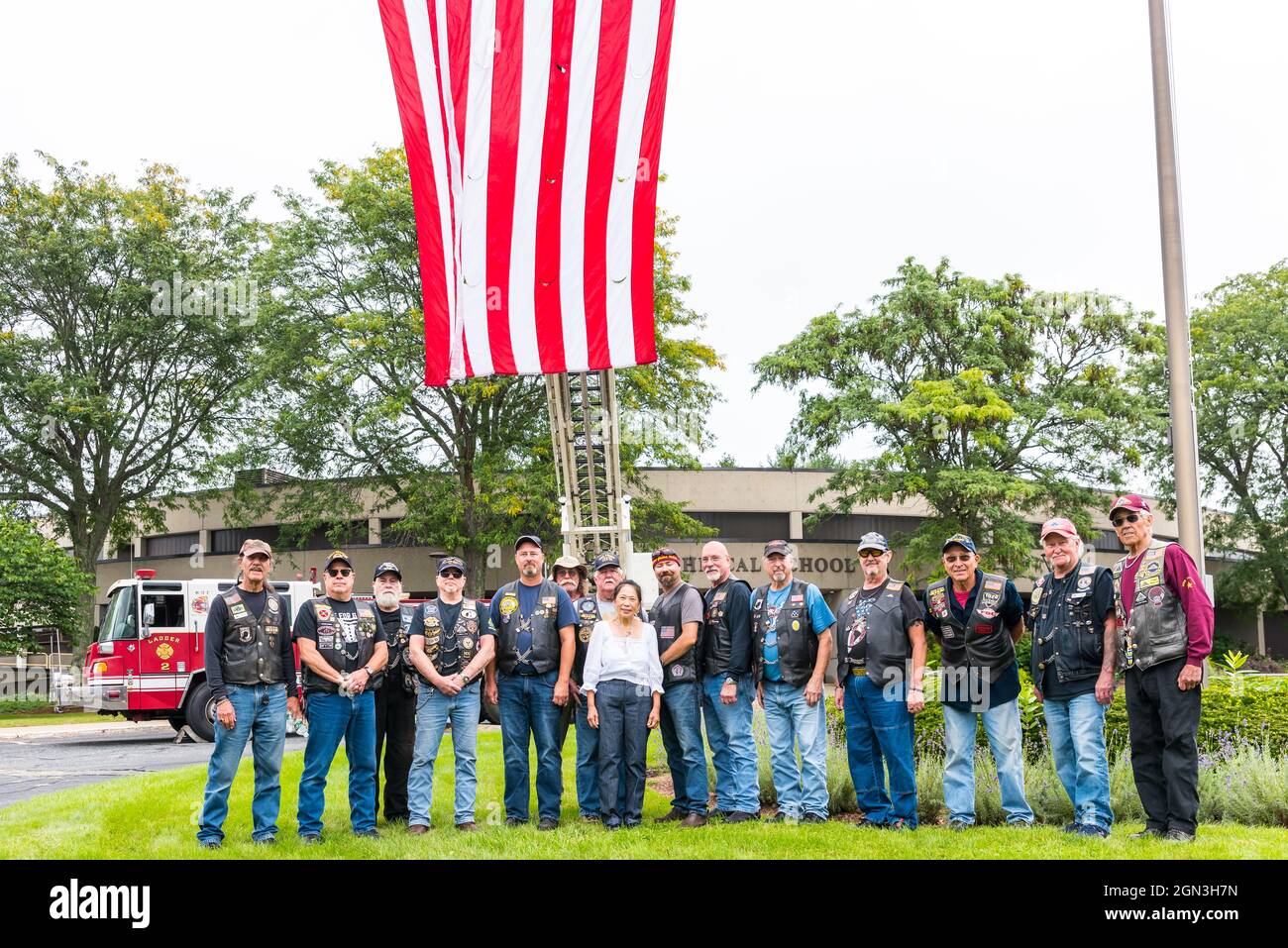 Framingham, Massachusetts. September 2021. Bridge Widmung für gefallenen Helden Senior Airman (USAF) Deanna Richards. Stockfoto