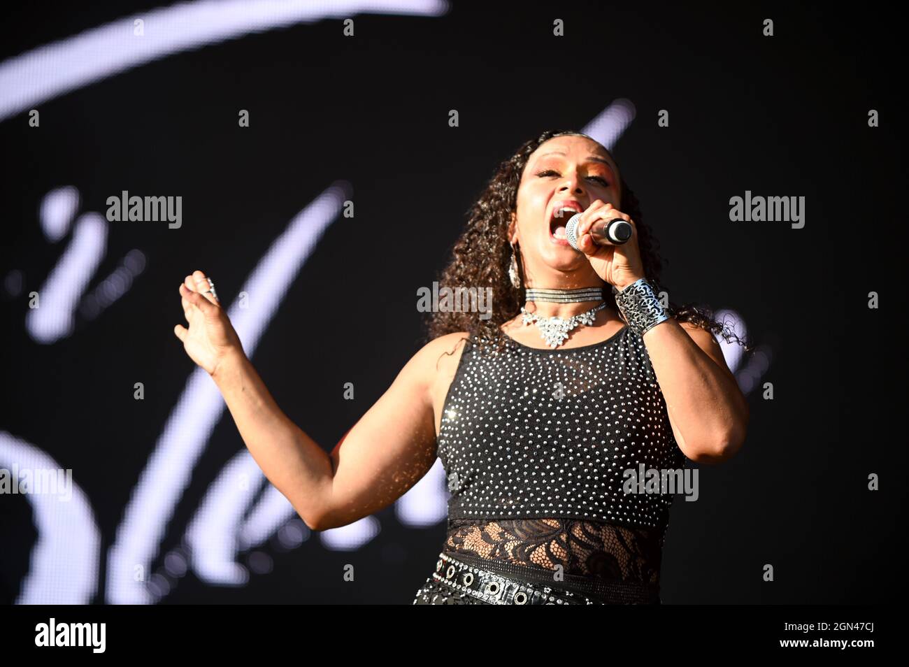 Sister Sled mit Auftritt in , Lets Rock 80s , Leeds , Großbritannien , 18.09.2021 Stockfoto