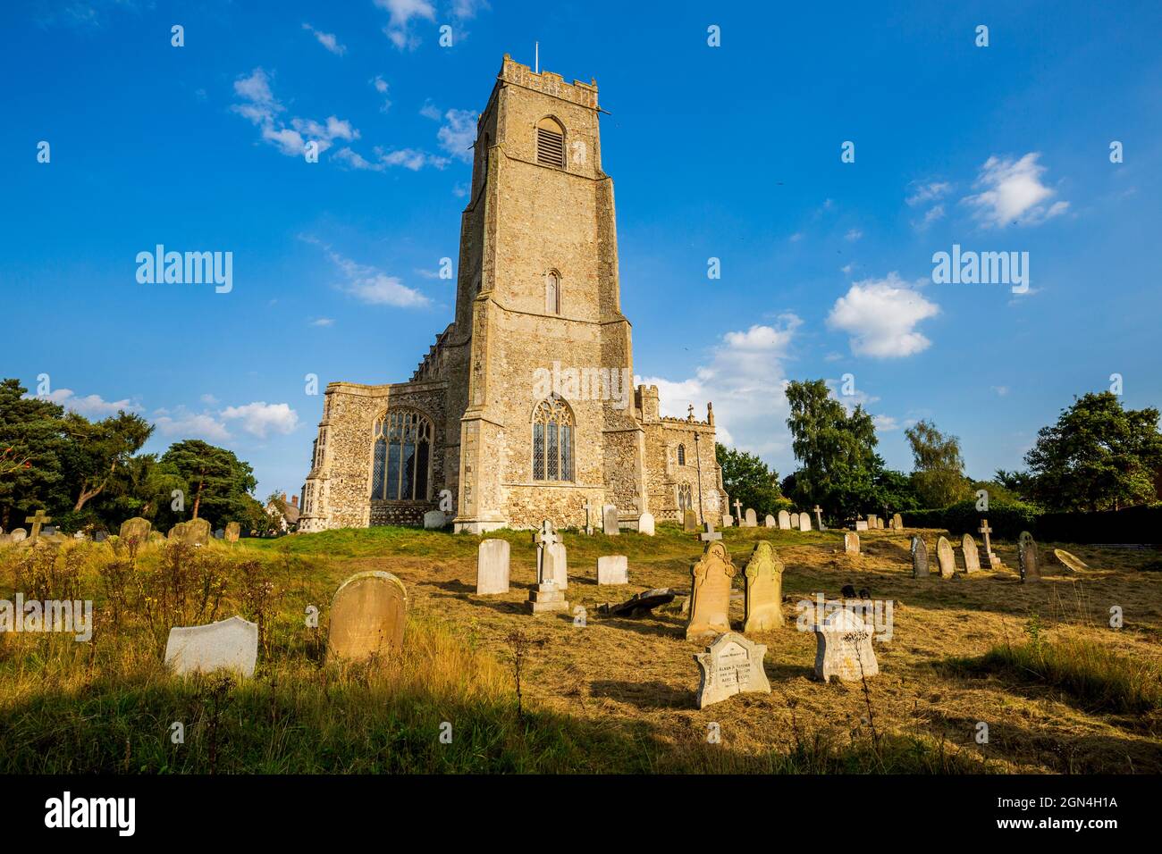 Kirche der Heiligen Dreifaltigkeit im Dorf Blythburgh, Suffolk, England Stockfoto