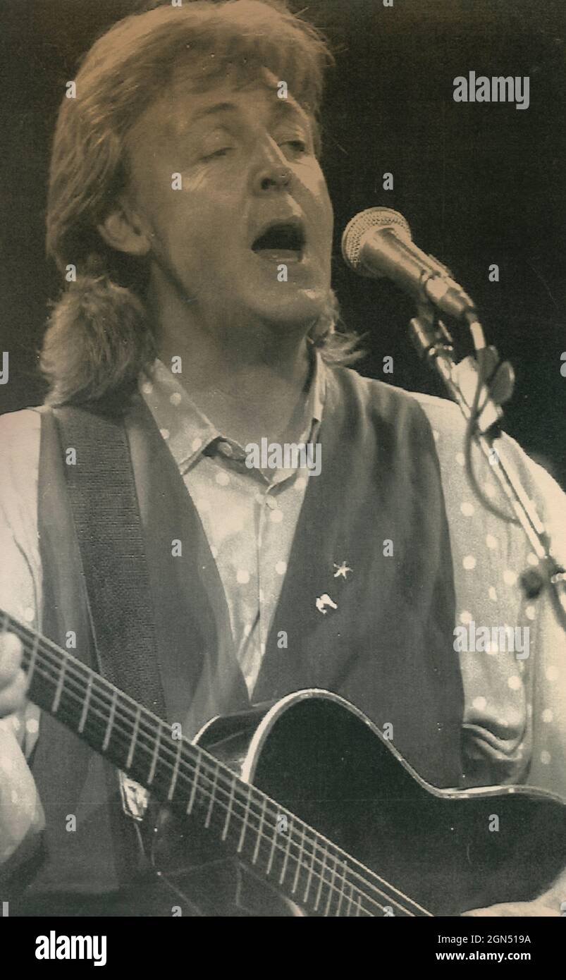 Englischer Musiker Paul McCartney bei einem Konzert, 1989 Stockfoto