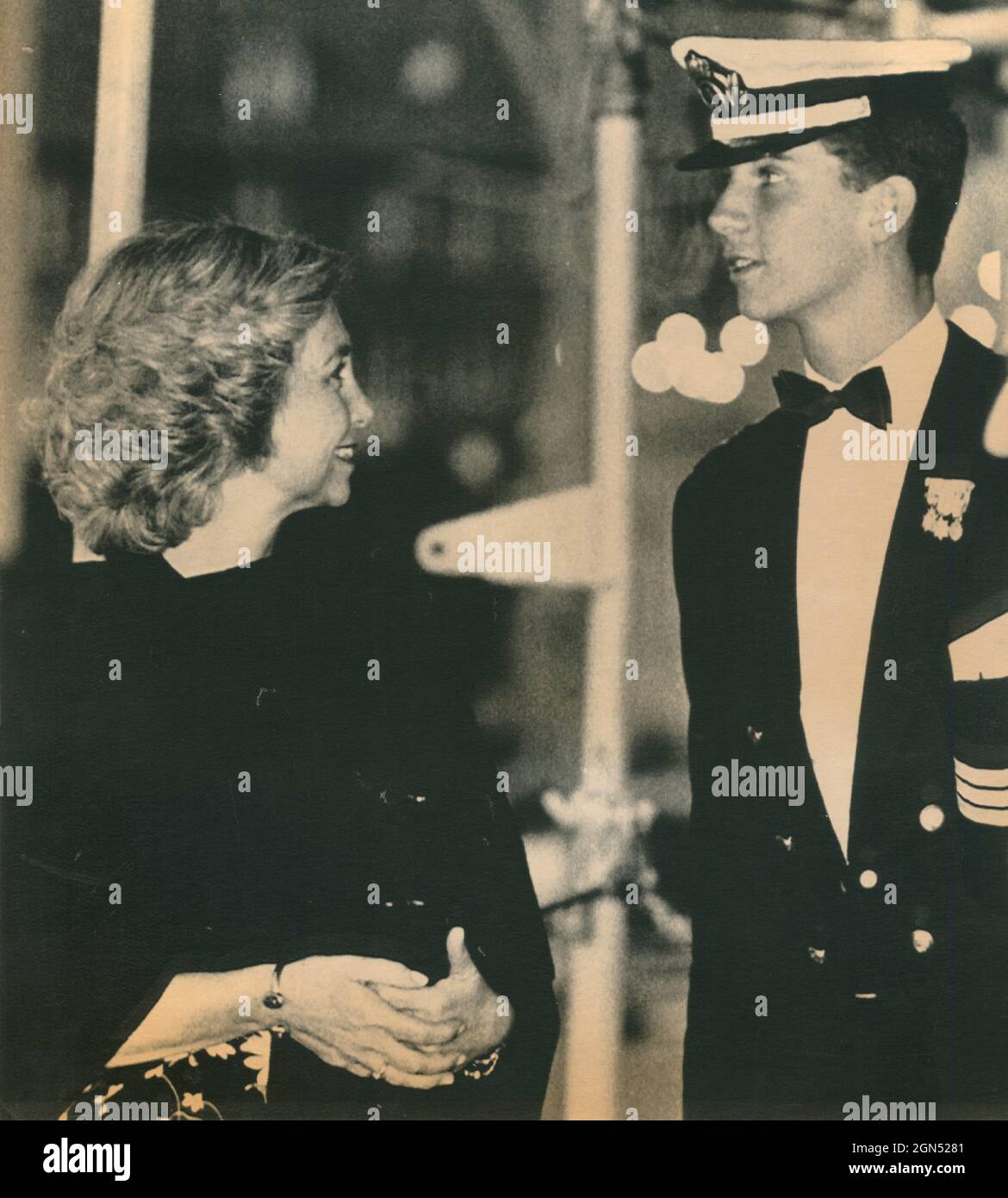 Königin Sophia von Spanien und ihr Sohn Prinz Alpeipe von Borbon, 1989 Stockfoto