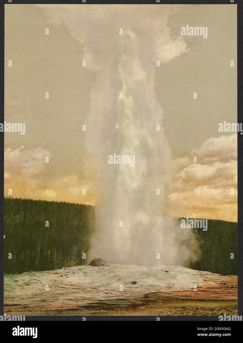 Alte treue Geysir ausbrechen c. 1898, Yellowstone National Park, Wyoming, USA Stockfoto