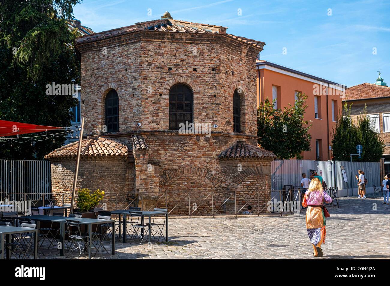 Außenansicht des Baptistery of the Arians (Battistero degli Ariani). Ravenna, Emilia Romagna, Italien, Europa. Stockfoto