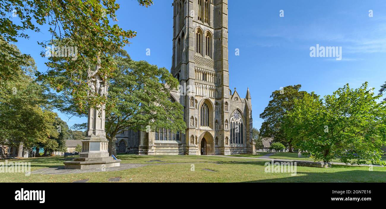 St Wulfram's Church, Grantham - die Pfarrkirche von Grantham Lincolnshire und das war Memorial Stockfoto