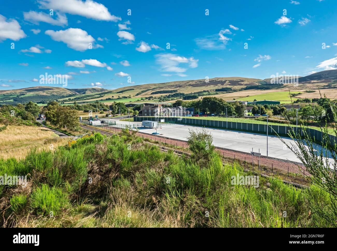 Blackford Rail Freight Facility für Highland Spring in Blackford Perth & Kinross Scotland UK von der Nordseite der Anlage aus gesehen Stockfoto