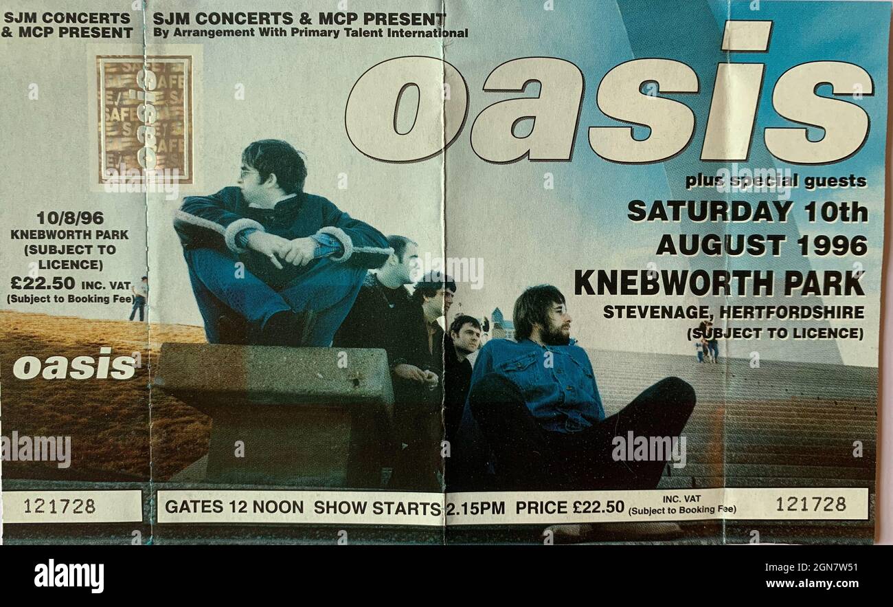 Unbenutzte Oasis-Konzertkarte vom 1996. August im Knebworth Park, Hertfordshire. Über die Konzerte erscheint ein neuer Dokumentarfilm. Stockfoto