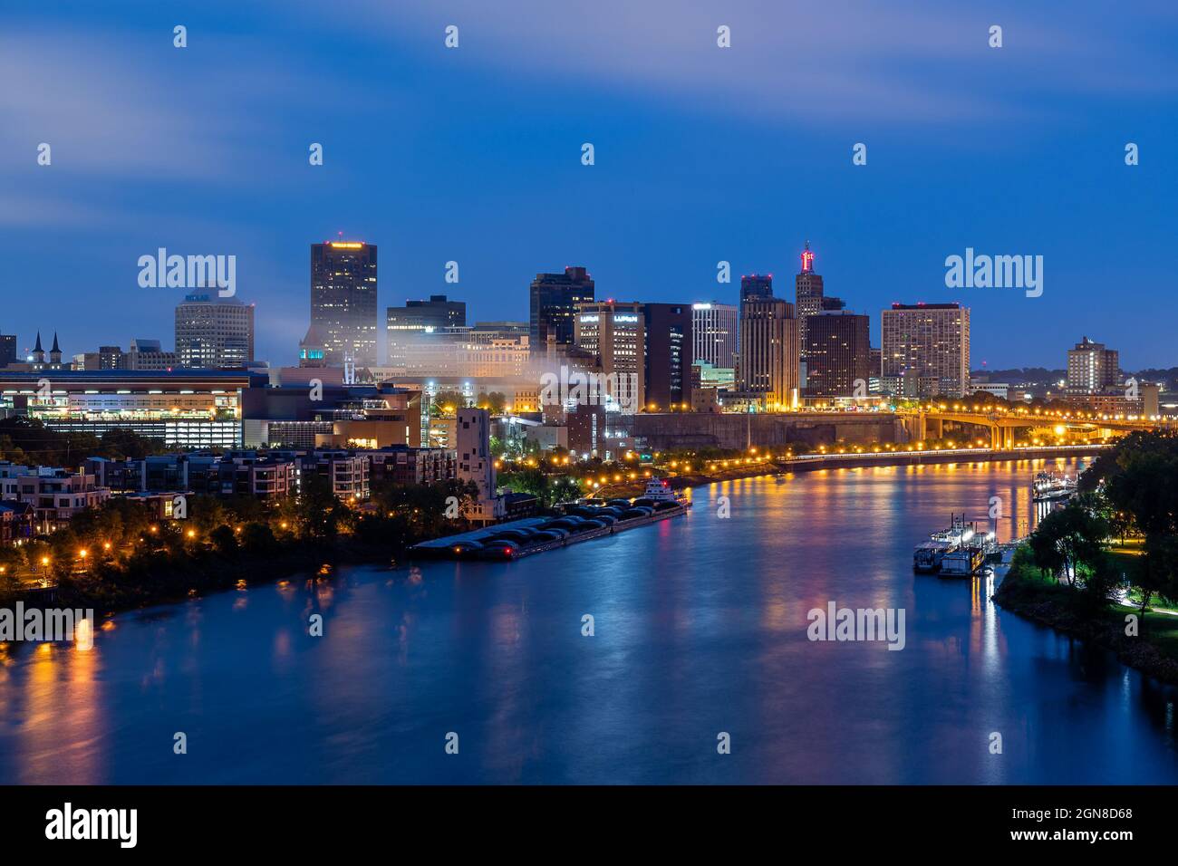St. Paul Skyline in Dawn Stockfoto