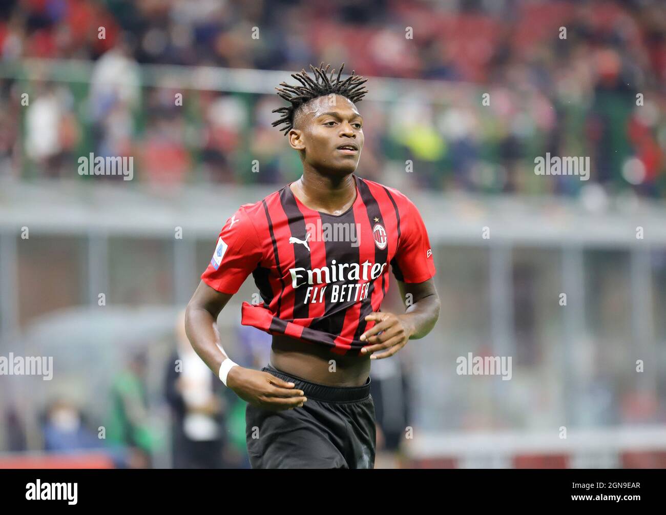 Mailand, Italien. September 2021. Rafael Leao von AC Milan Portraits während der Serie Ein Spiel zwischen AC Milan und Venezia FC im Stadio Giuseppe Meazza am 22. September 2021 in Mailand, Italien. Kredit: Christian Santi/Alamy Live Nachrichten Stockfoto