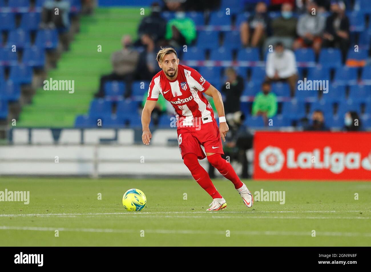 Getafe, Spanien. September 2021. Hector Herrera (Atletico) Fußball: Spanisches Spiel „La Liga Santander“ zwischen Getafe CF 1-2 Club Atletico de Madrid im Coliseum Alfonso Perez in Getafe, Spanien. Quelle: Mutsu Kawamori/AFLO/Alamy Live News Stockfoto