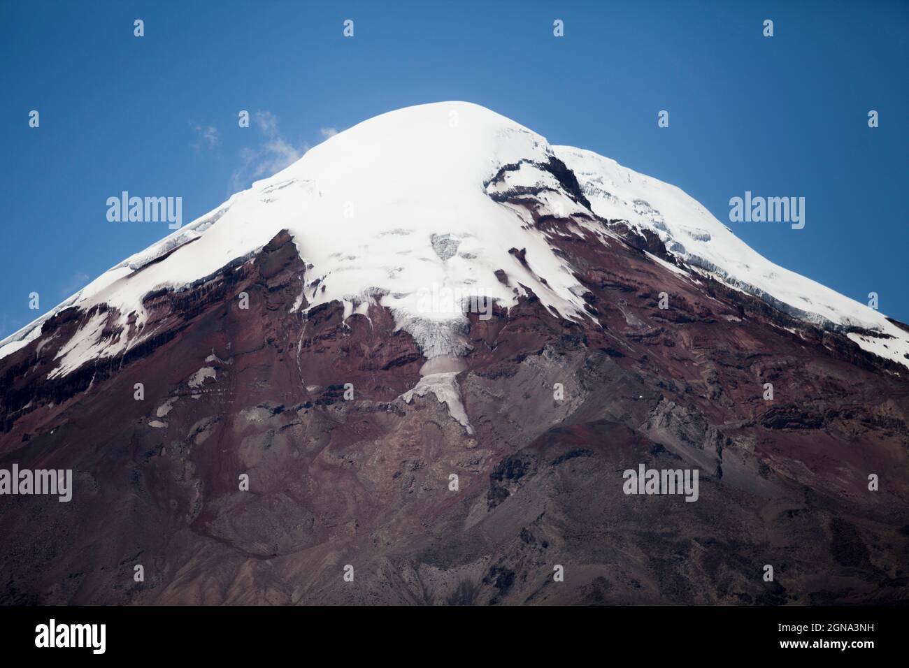 Nahaufnahme des Schneegipfens, des Chimborazo, ecuadors, der anden und der andenberge Stockfoto