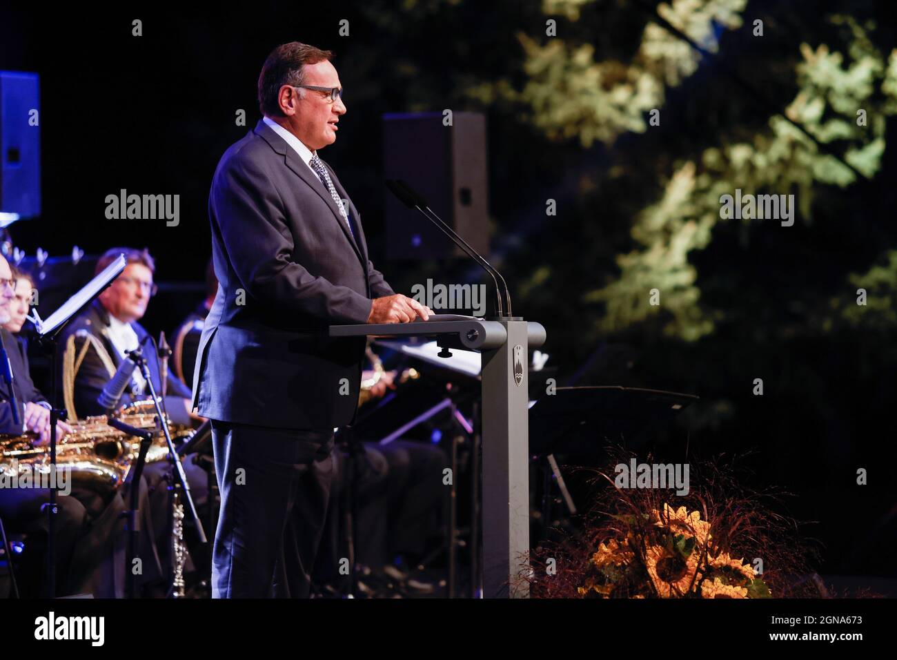 Spyros Capralos, der Präsident der Europäischen Olympischen Komitees, spricht bei der Eröffnungszeremonie. Die jährliche traditionelle Europäische Sportwoche vom 23. Bis 30. September wurde offiziell von Bogdan Gabrovec, dem Präsidenten des slowenischen Olympischen Komitees, Spyros Capralos, dem Präsidenten der Europäischen Olympischen Komitees, Mariya Gabriel, der EU-Kommissarin für Innovation, Forschung, Kultur, Bildung und Jugend, Und dem slowenischen Ministerpräsidenten Janez Jansa. 23. Im September ist auch der Tag des slowenischen Sports, ein nationaler Feiertag. (Foto von Luka Dakskobler/SOPA Images/Sipa USA) Stockfoto