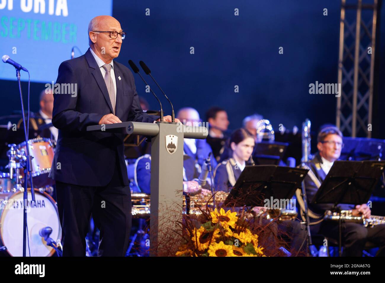 Bogdan Gabrovec, der Präsident des slowenischen Olympischen Komitees, spricht bei der Eröffnungszeremonie. Die jährliche traditionelle Europäische Sportwoche vom 23. Bis 30. September wurde offiziell von Bogdan Gabrovec, dem Präsidenten des slowenischen Olympischen Komitees, Spyros Capralos, dem Präsidenten der Europäischen Olympischen Komitees, Mariya Gabriel, der EU-Kommissarin für Innovation, Forschung, Kultur, Bildung und Jugend, Und dem slowenischen Ministerpräsidenten Janez Jansa. 23. Im September ist auch der Tag des slowenischen Sports, ein nationaler Feiertag. (Foto von Luka Dakskobler/SOPA Images/Sipa USA) Stockfoto