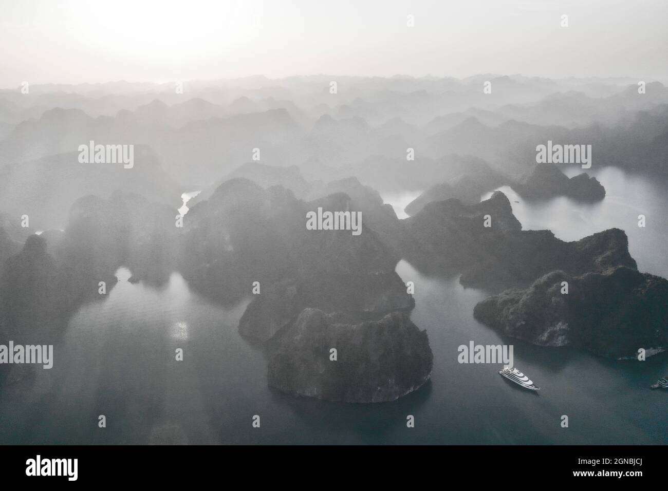 Lan Ha Bay in der Stadt Hai Phong im Norden Vietnams Stockfoto
