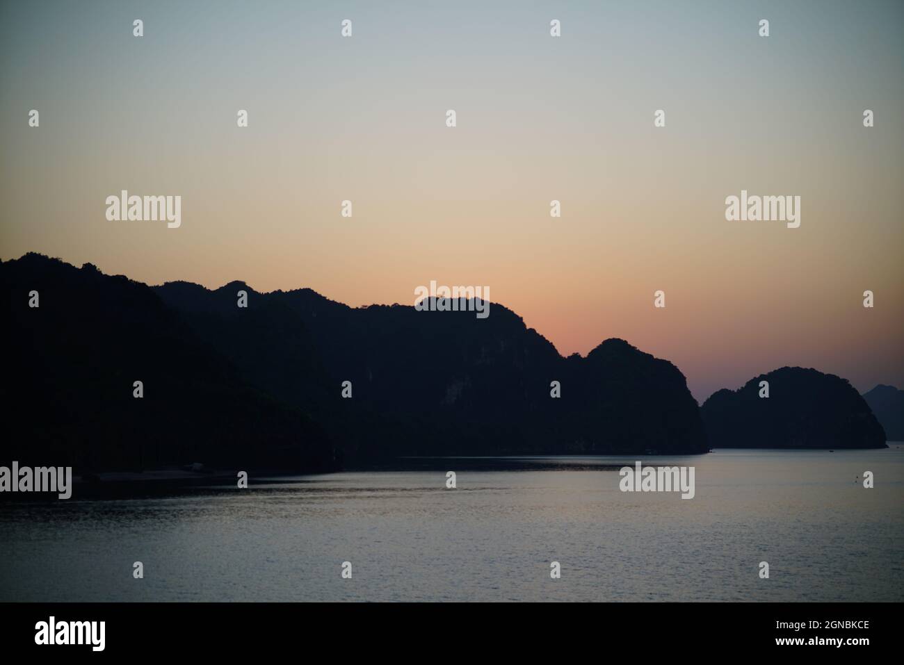 Lan Ha Bay in der Stadt Hai Phong im Norden Vietnams Stockfoto