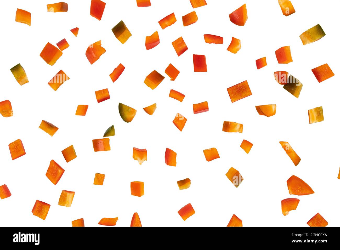 Stücke von rotem süßem Paprika isoliert auf weißem Hintergrund, Draufsicht Stockfoto