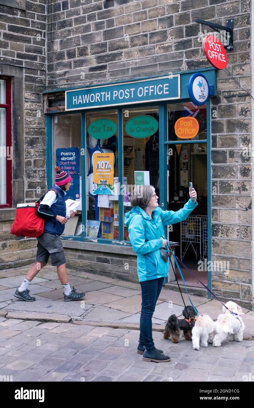 Postamt und Postdienste in Howarth West Yorkshire UK Stockfoto