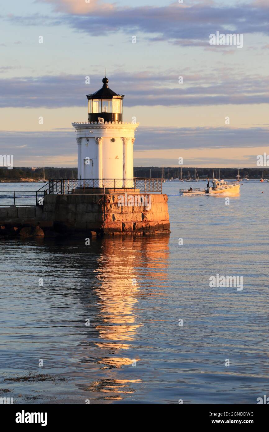 Portland Breakwater Light, auch bekannt als Bug Light in Morning Light, South Portland, Maine, USA Stockfoto