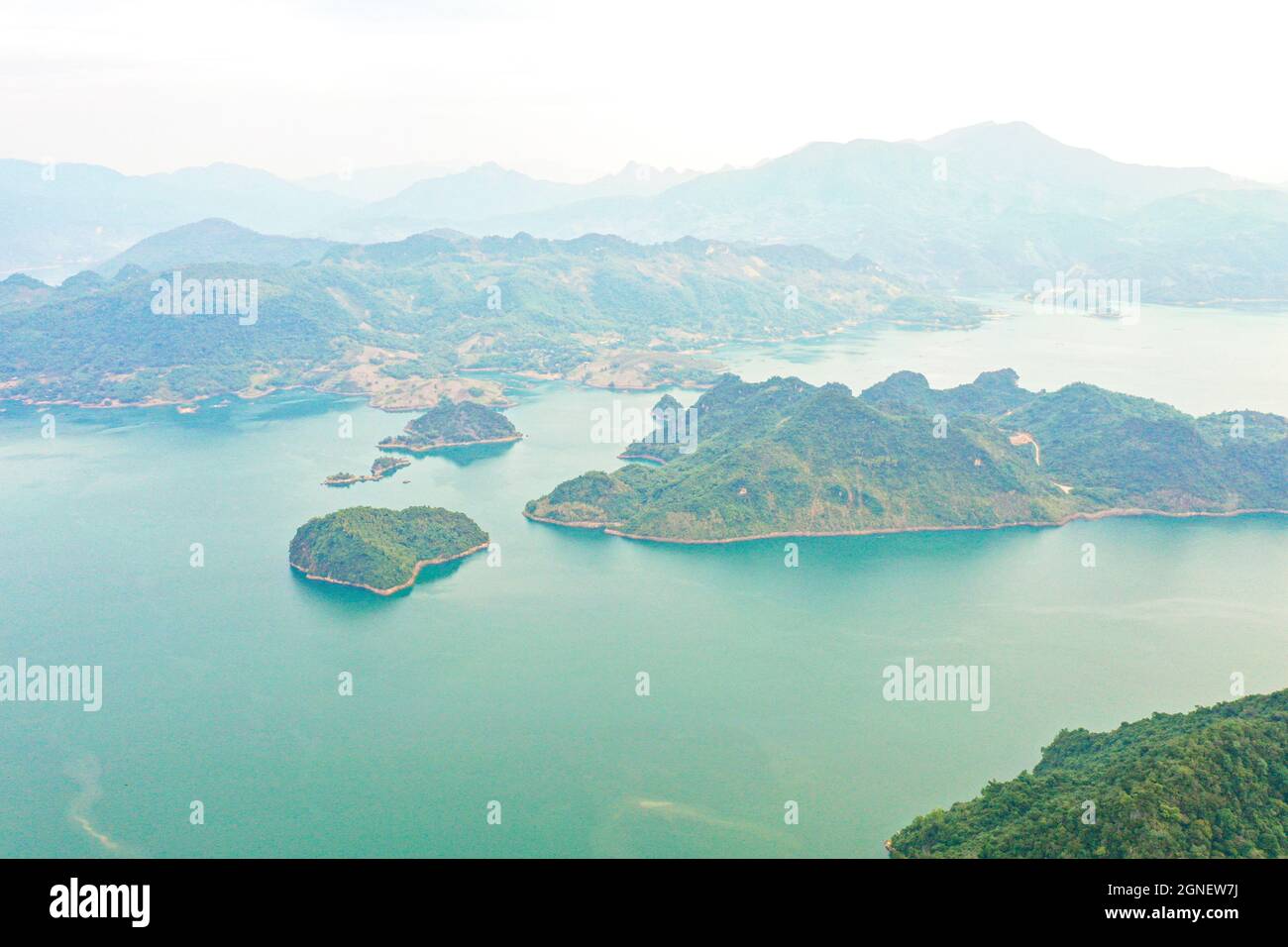 Schöne Ba Khan Landschaft in der Provinz Hoa Binh Nordvietnam Stockfoto