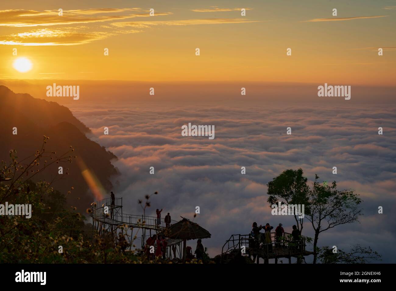 Schöne Landschaft Meer der Wolke in Hoa Binh Provinz Nordvietnam Stockfoto