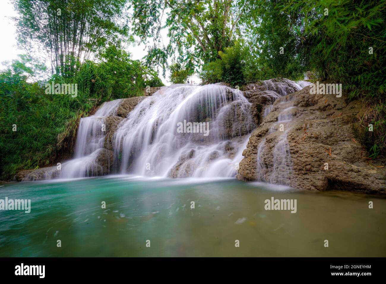 Trang Wasserfall in Hoa Binh Provinz Nordvietnam Stockfoto