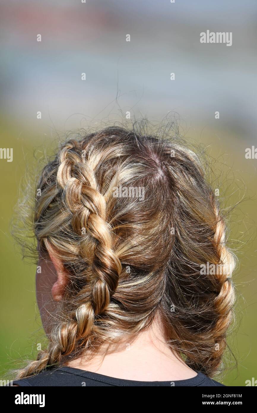 Haare - Zöpfe einer jungen Frau Stockfoto