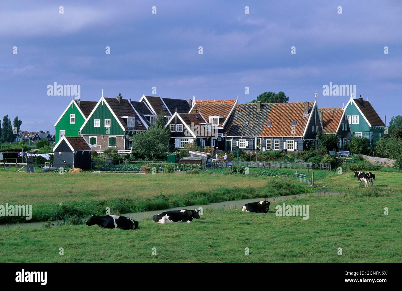 HOLLAND, NIEDERLANDE, NOORD-HOLLAND UND IJSSELMEER REGION, DORF MARKEN Stockfoto