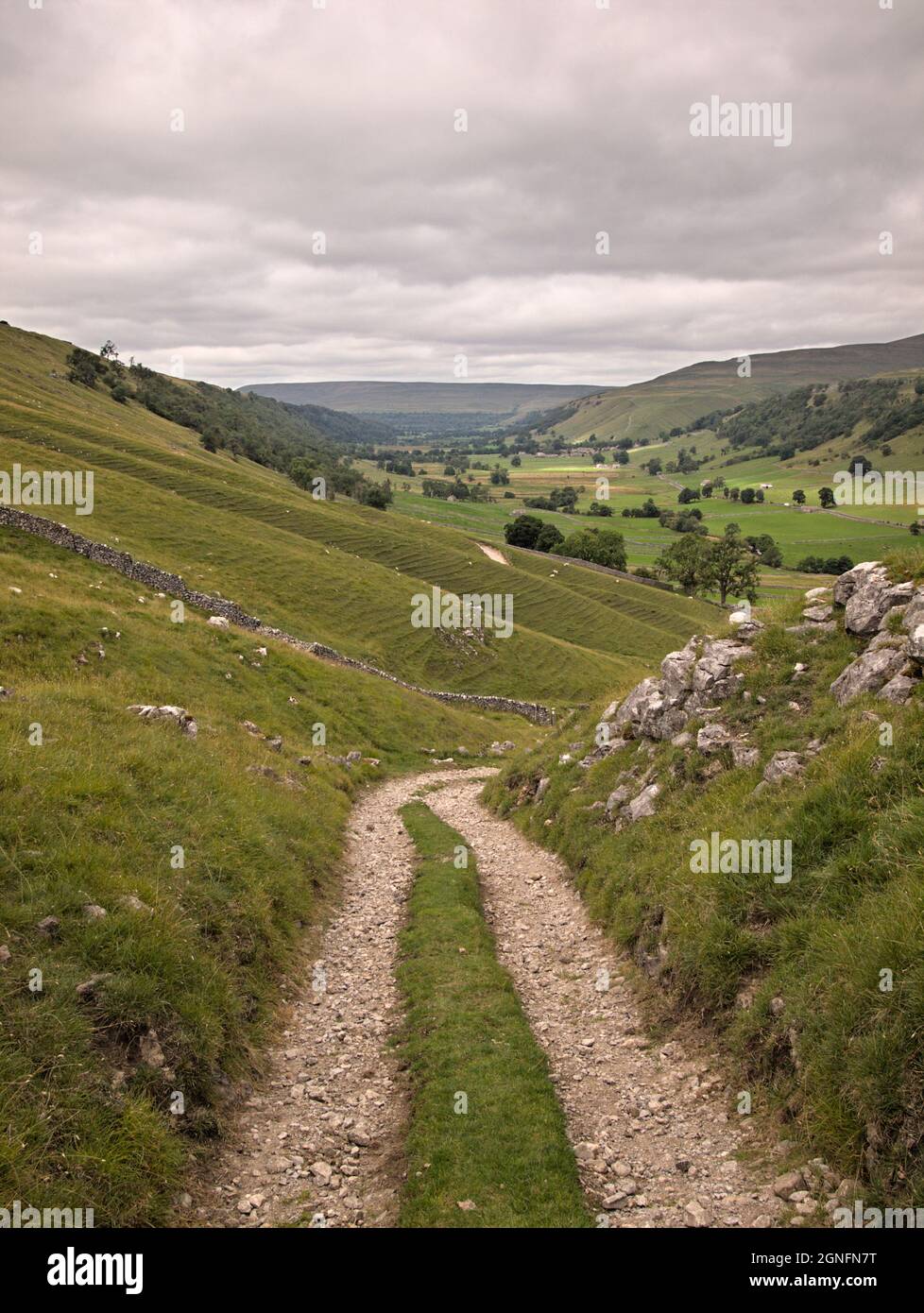 Starbotton Bergleute Track vor Arncliffe - Kettlewell Path Middlesmoor Weide Wharfedale Craven Yorkshire Dales NP Stockfoto