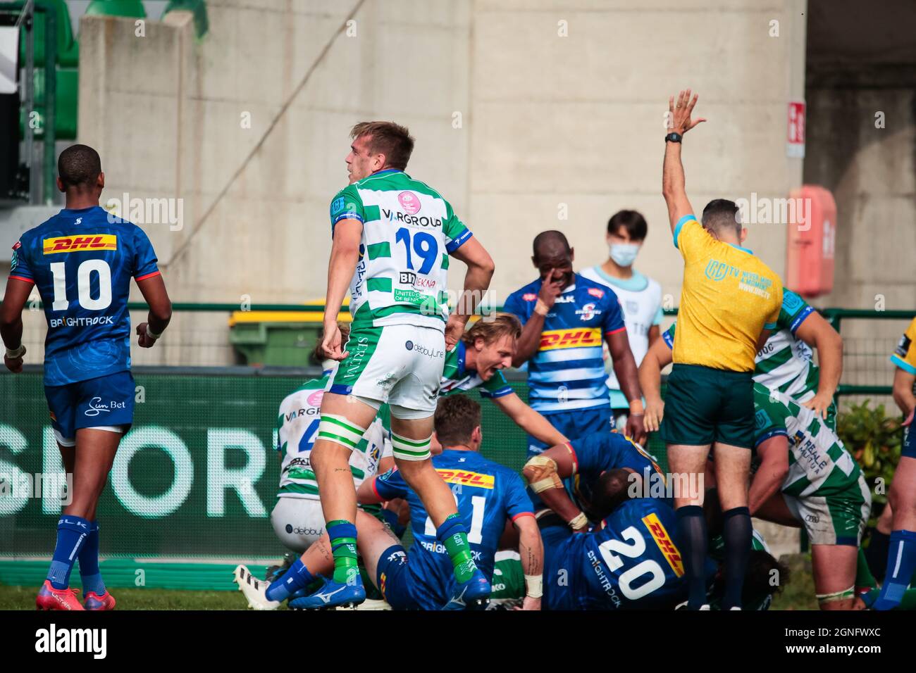 Monigo Stadium, Treviso, Italien, 25. September 2021, Benetton Konvertierung während Benetton Rugby vs DHL Stormers - United Rugby Championship Spiel Stockfoto