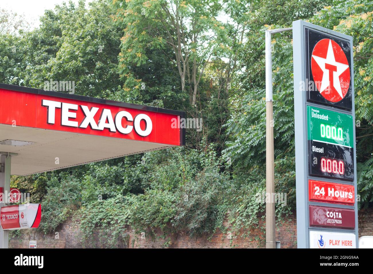 Texaco-Tankstellen in Colchester, Essex, sind am 25. September 2021 aufgrund der hohen Nachfrage nach Kraftstoff trocken, da mögliche Lieferprobleme auftreten Stockfoto