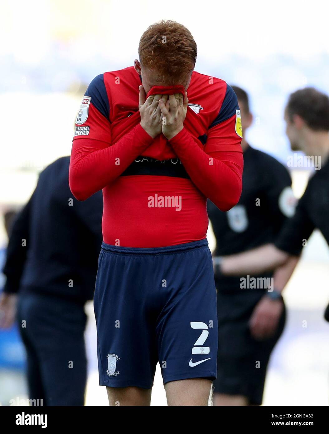 Sepp van den Berg von Preston North End reagiert nach dem Sky Bet Championship-Spiel in St. Andrew's, Birmingham. Bilddatum: Samstag, 25. September 2021. Stockfoto