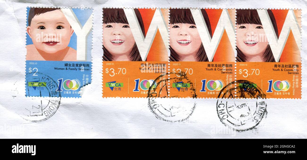 Die in HONGKONG, China, gedruckte Briefmarke zeigt das Bild der Women & Family Services, um 2020. Stockfoto