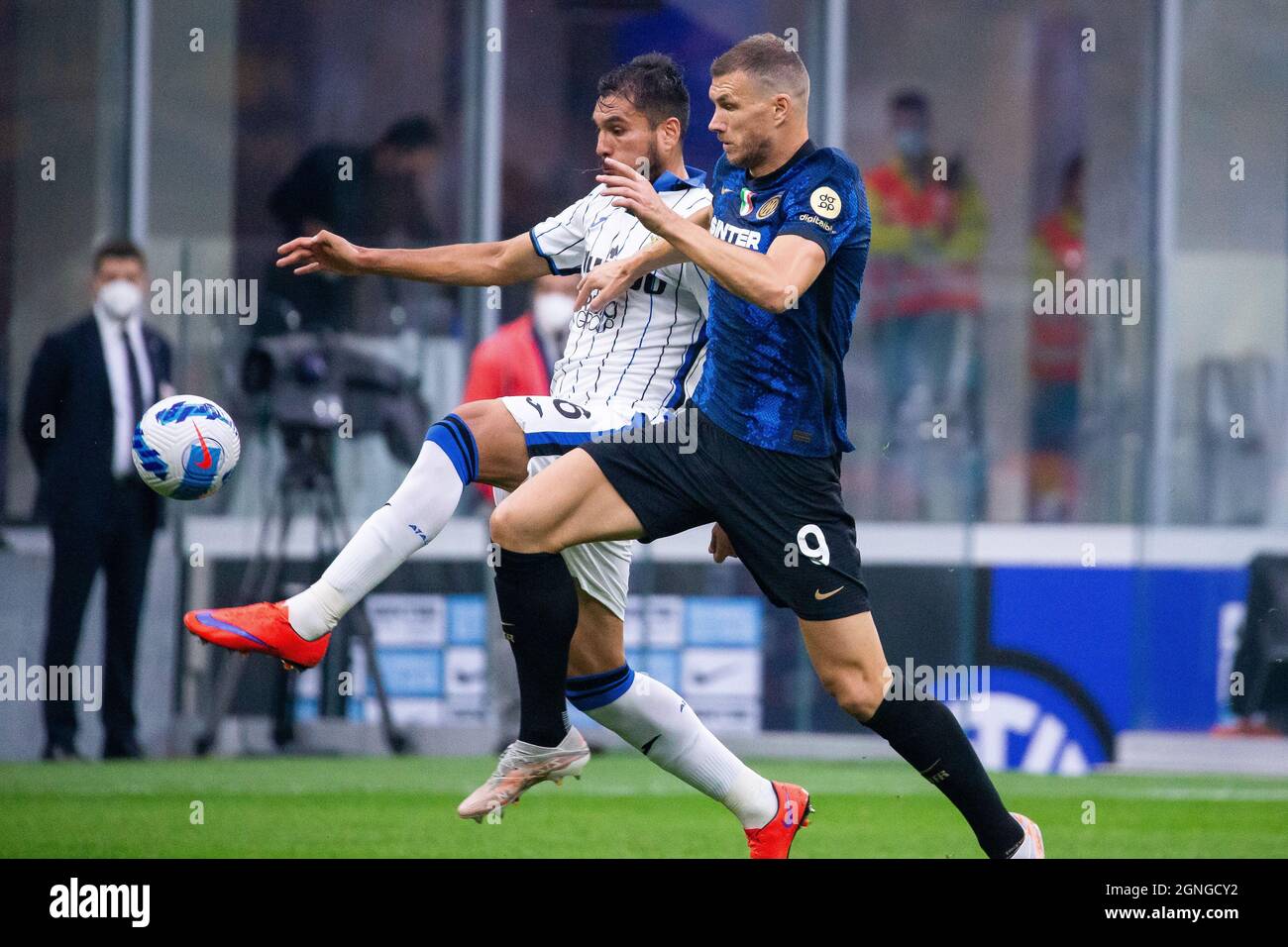 Mailand, Italien - september 25 2021 - Serie A Spiel F.C. Internazionale - Atalanta BC San Siro Stadion - palomino Josè und dzeko edin Stockfoto