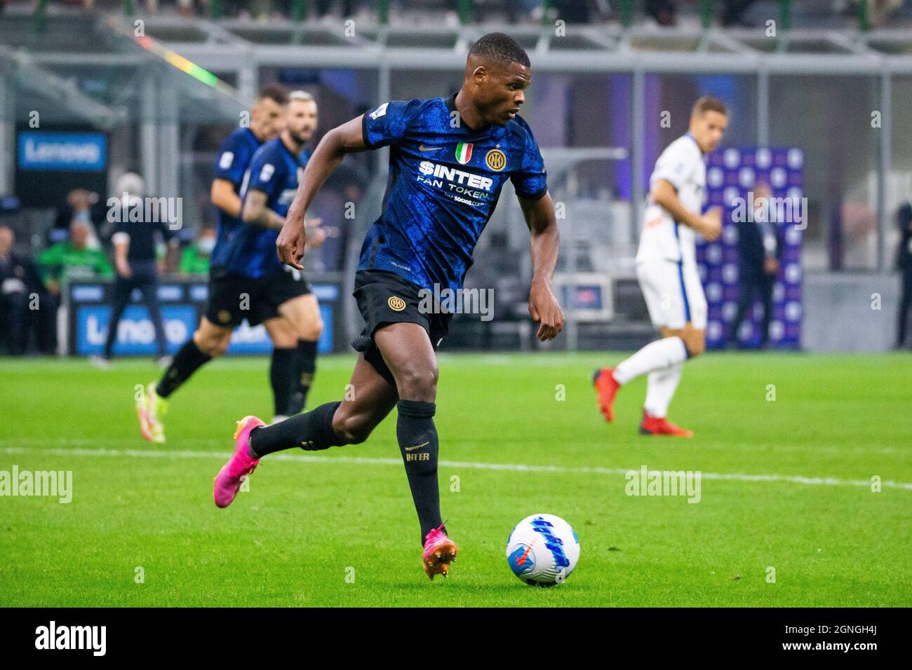 Mailand, Italien - september 25 2021 - Serie A Spiel F.C. Internazionale - Atalanta BC San Siro Stadium - denzel dumfries in Aktion während des Spiels Stockfoto