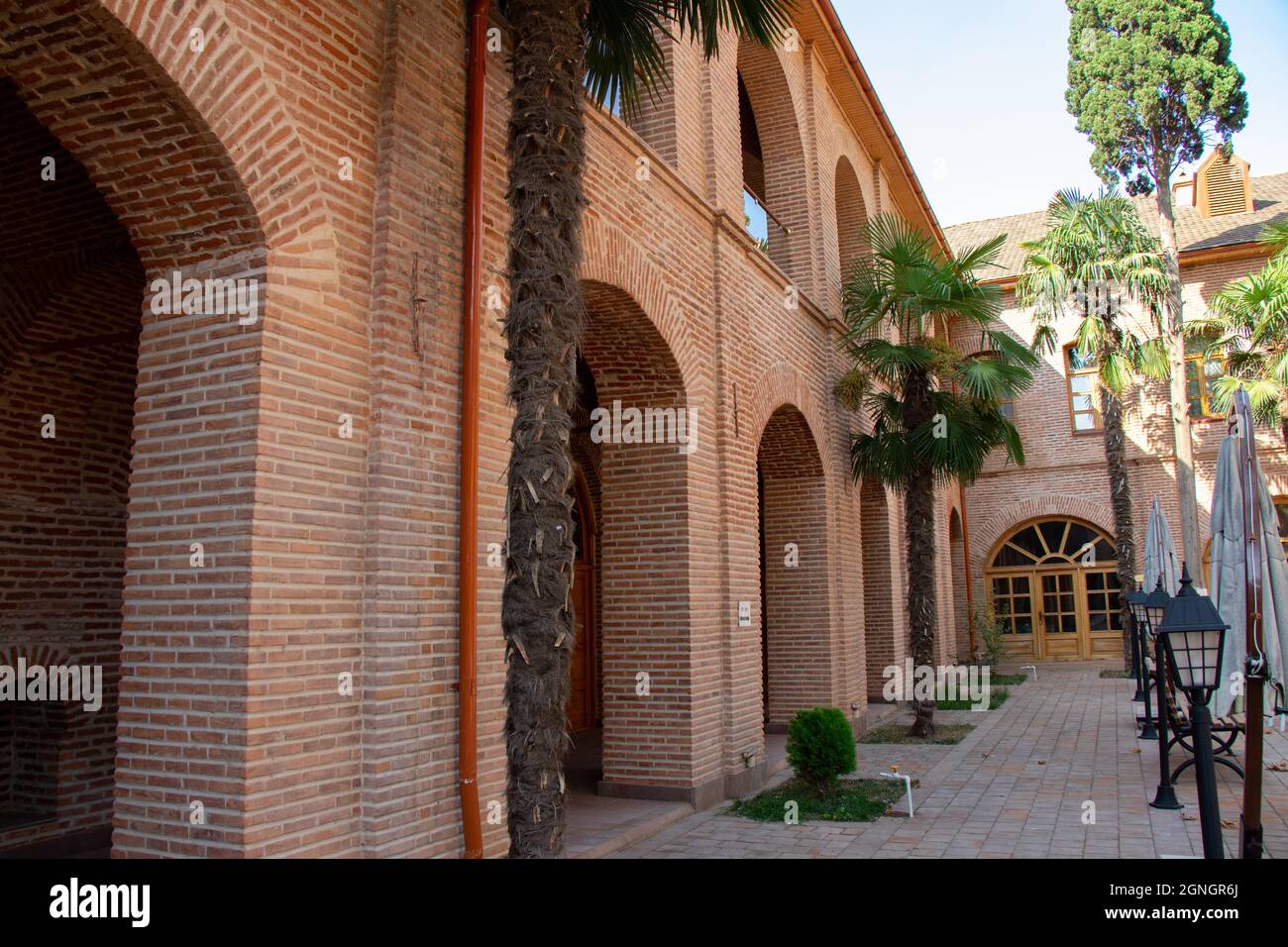 Ugurlu Khan Caravanserai in Ganja Stadt Aserbaidschan - 17. Jahrhundert. Mittelalterliche Gebäude in Aserbaidschan Stockfoto