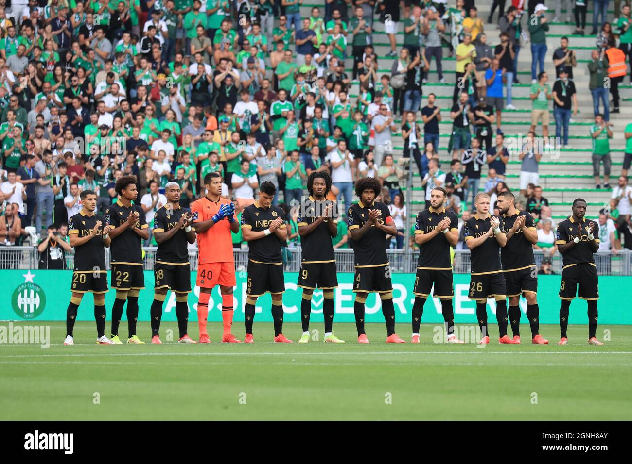 Saint Etienne, Frankreich. September 2021. AS SAINT-ETIENNE - OGC NICE - LIGUE 1 FOOTBALL - J8 . Saint-Etienne, Frankreich am 25. September 2021. In Aktion OGC Nice Team (Foto: Pierre Teyssot/ESPA-Images) Credit: European Sports Photo Agency/Alamy Live News Stockfoto
