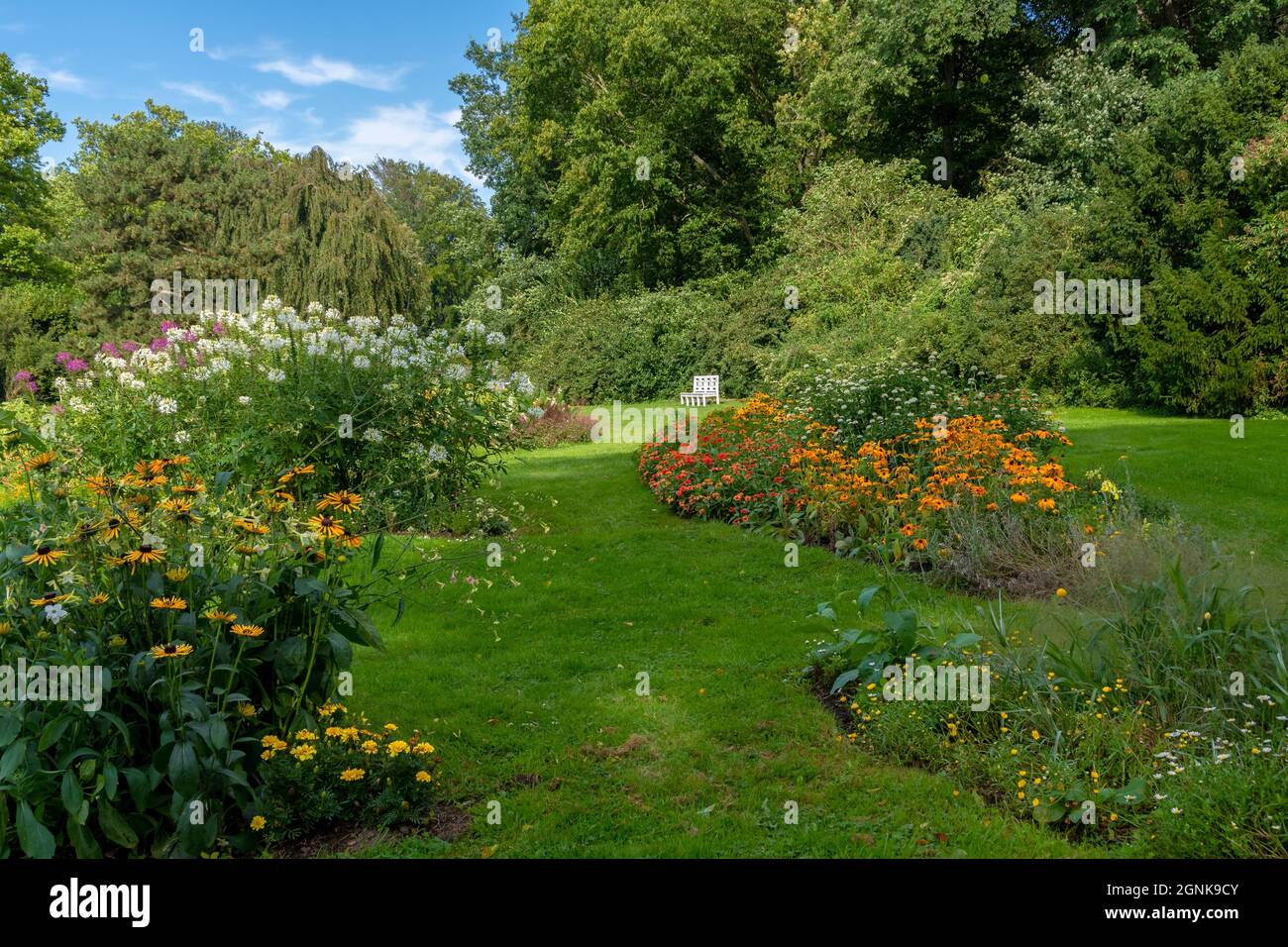Bad Muskau an der polnischen Grenze, mit einem herrlichen Park und Schluss vom Fürst Pückler / Grenze zu Polen, Fürst Pückler Park mit Schloss Stockfoto
