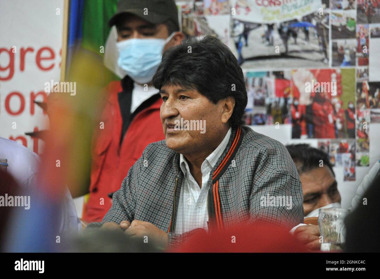 Samstag, 25. September 2021: Der ehemalige Präsident Boliviens, Evo Morales, kam in Arequipa (Peru) an, um die Änderung der Verfassung zu fördern Stockfoto