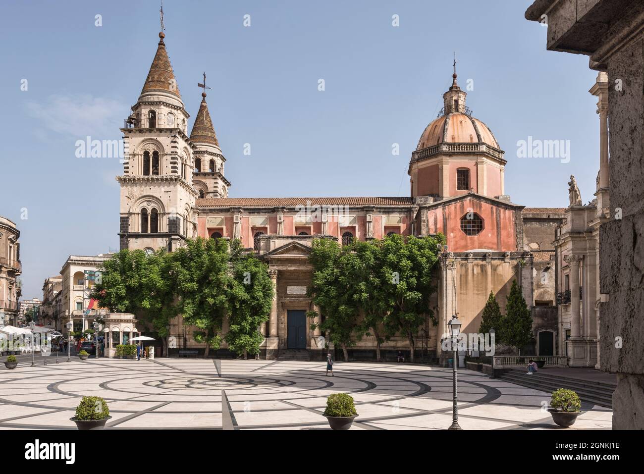Die 17c barocke Kathedrale (Duomo di Acireale) auf der Piazza Duomo, Acireale, Catania, Sizilien, Italien Stockfoto