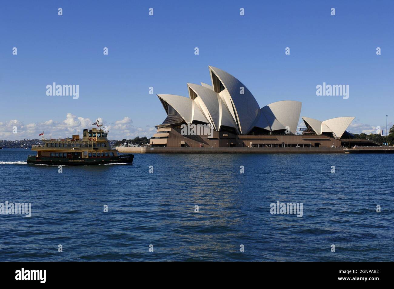 Oper von Sydney mit Passagierschiff, Australien, Sydney Stockfoto