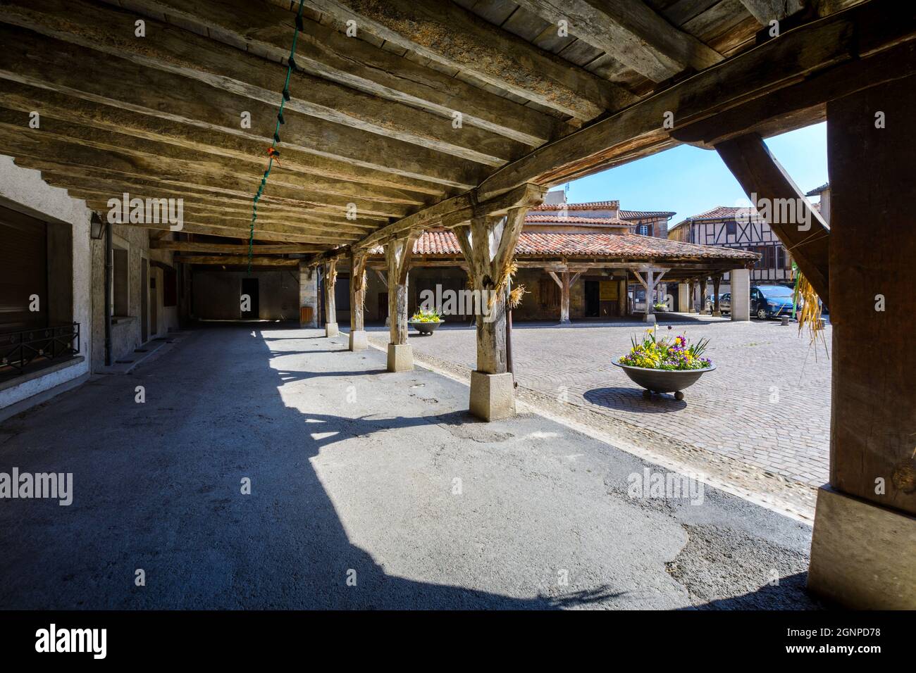 Zentraler Ort des Lautrec Village, Tarn, Frankreich Stockfoto