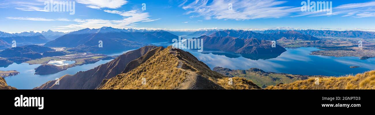 Roy's Peak Mountain Lake Wanaka Neuseeland Panorama Stockfoto