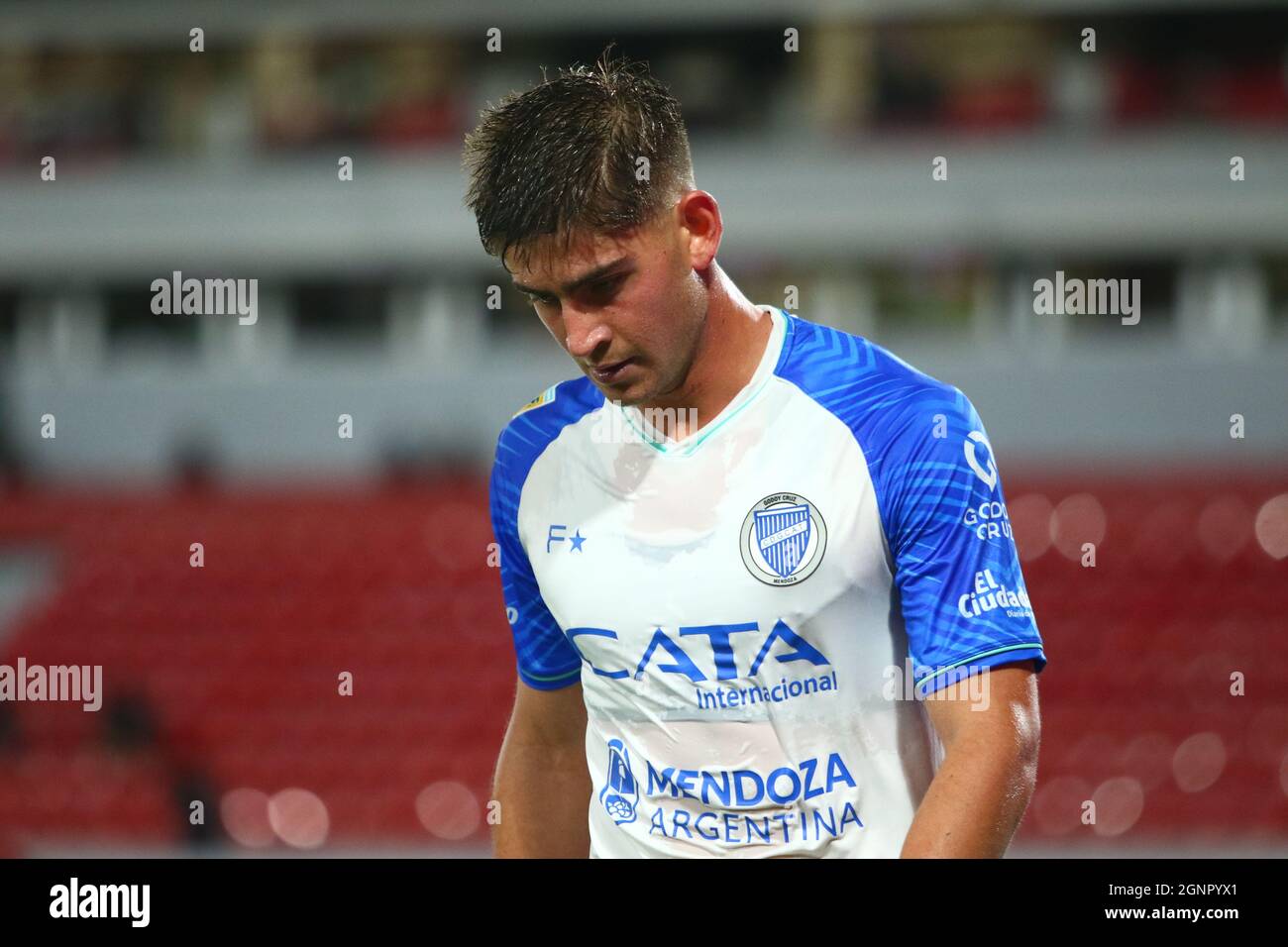 BUENOS AIRES, 26.09.2021: Independiente und Godoy Cruz spielen für den 13. Termin des Professional League Tournaments im Libertadores de América Stadium Stockfoto