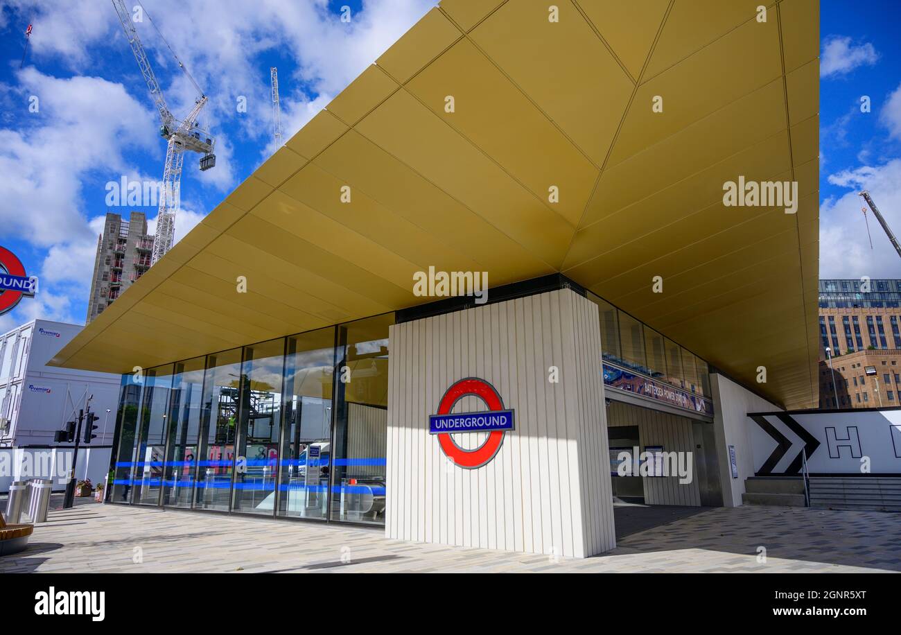 27. September 2021. Battersea Power Station, eine neue Zweigstelle des unterirdischen Netzes der Northern Line London vom Bahnhof Kennington Stockfoto