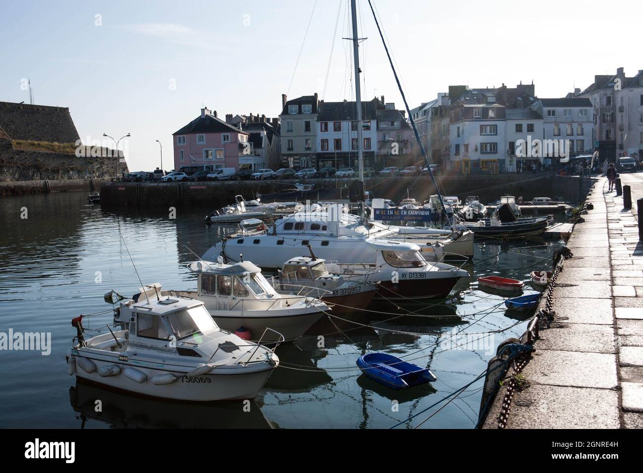 In und um den Hafen von le Palais auf der Belle-Isle en Mer Stockfoto