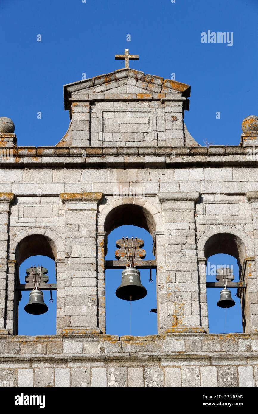 Kloster unserer Lieben Frau von Gnade. Glockenturm. Evora. Portugal. Stockfoto