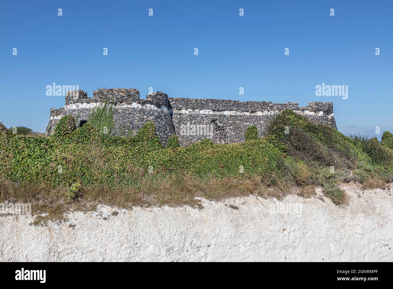 Neptune´s Tower, ein Torheit, der auf einer Klippe oberhalb der Kingsgate Bay, Broadstairs, Kent, errichtet wurde. Stockfoto