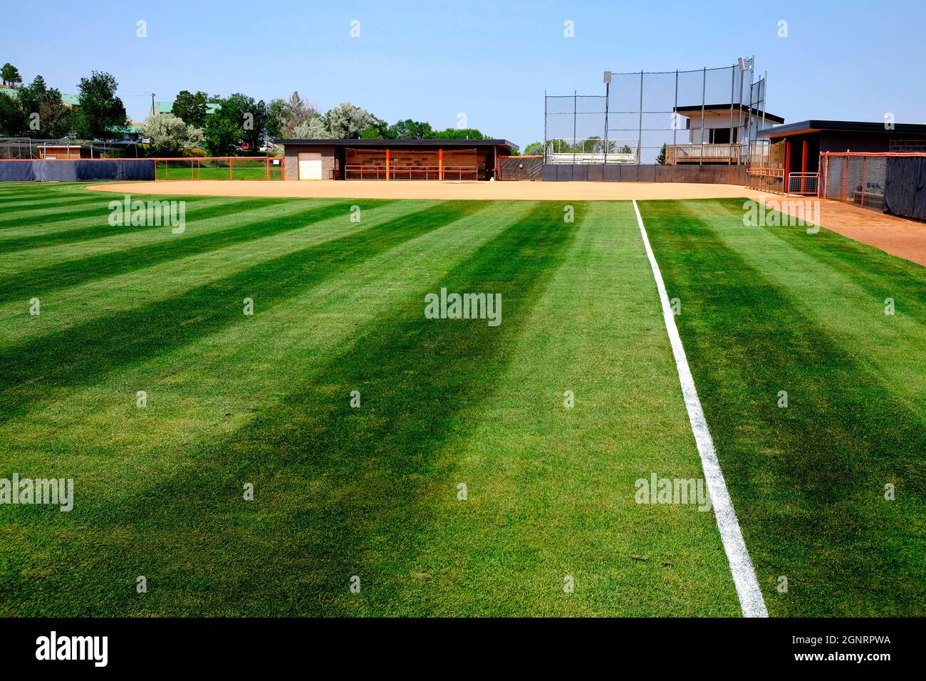 Ball Diamond Plarying Field Baseballspiele mit gepflegtem gemähtem Gras Stockfoto